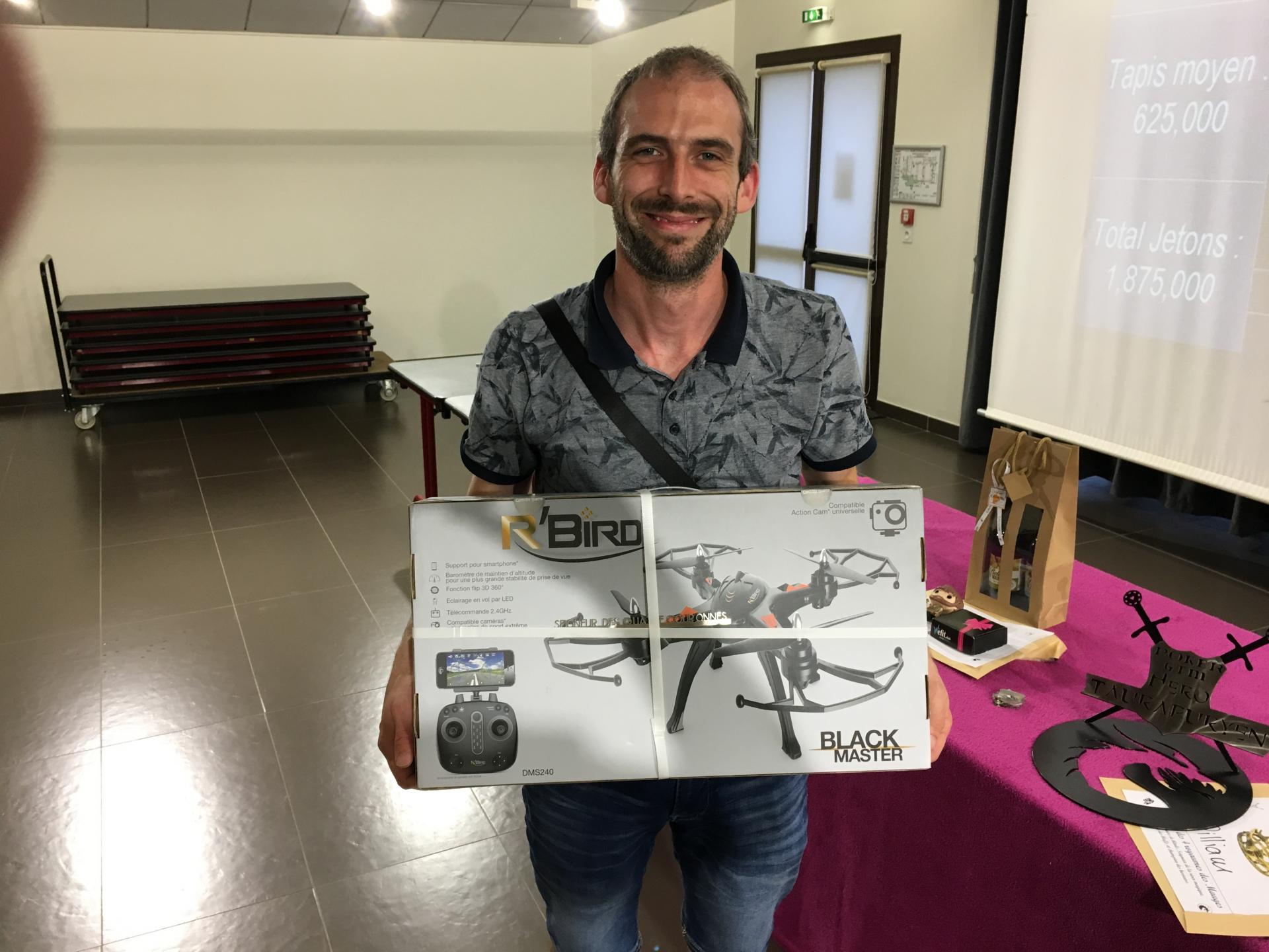 13. Will est le champion des Dragons, et monte sur le drône de fer
