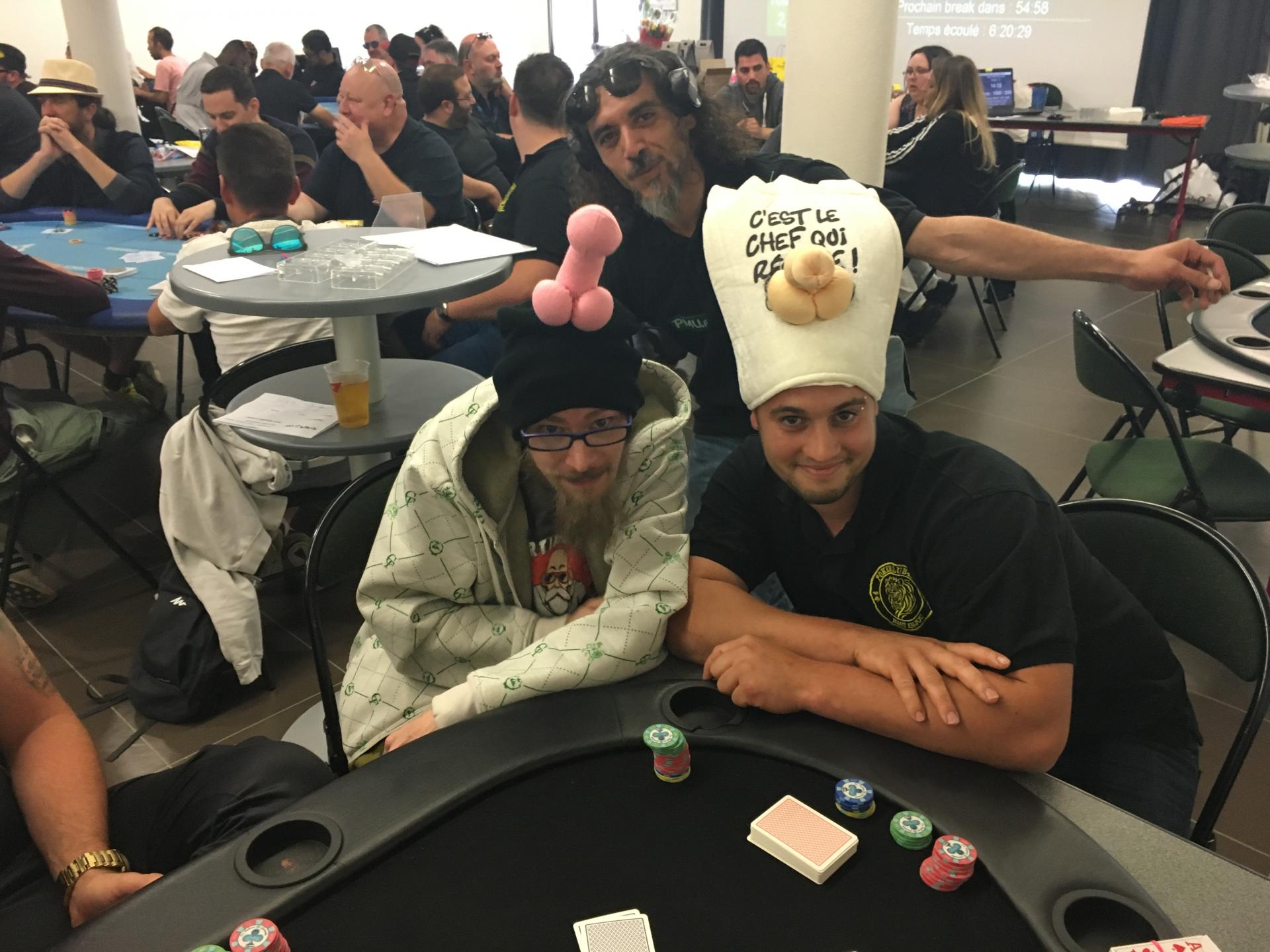 On dit que le poker rend intelligent. La preuve par l'image !